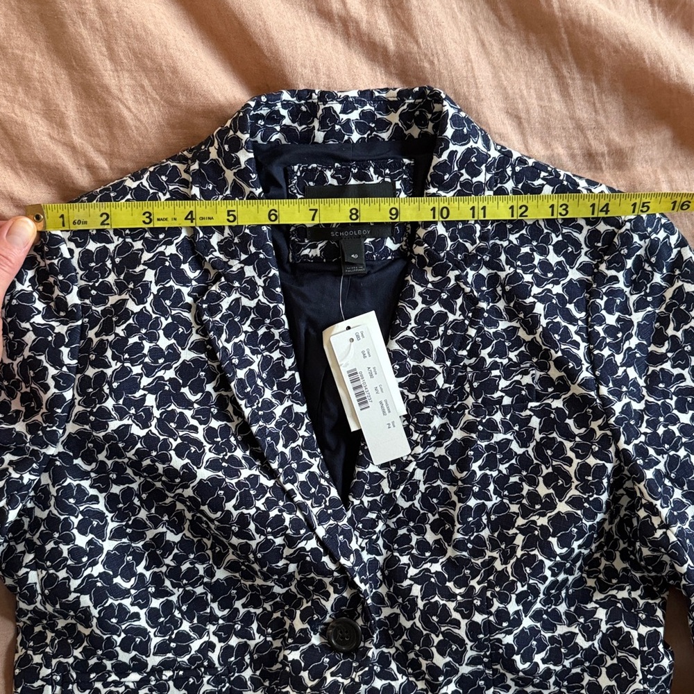 J. Crew Schoolboy Navy and White Floral Blazer - Picture 12 of 12